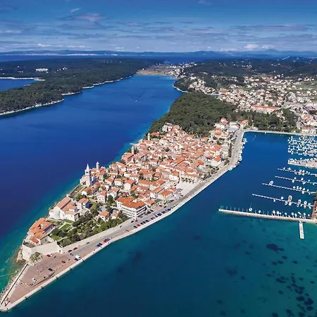 公寓 Beautiful In Barbat With Wifi