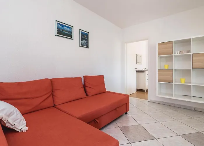 Beautiful Apartment In Barbat With Wifi *