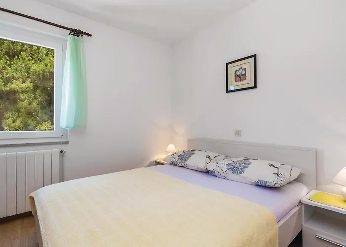Beautiful Apartment In Barbat With Wifi * Barbat na Rabu